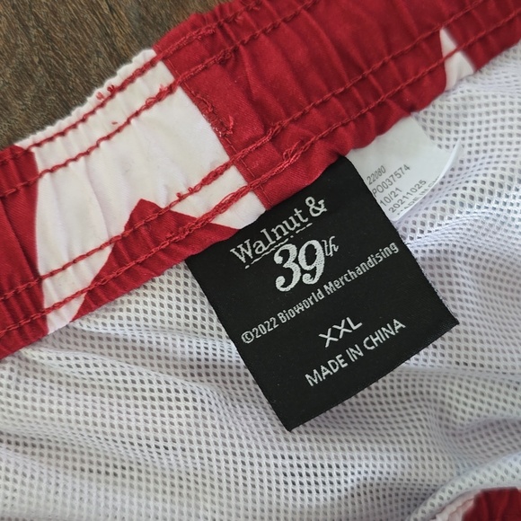 Walnut & 39th - Men's 7 " Star Swim Trunk - Red - Picture 3 of 5